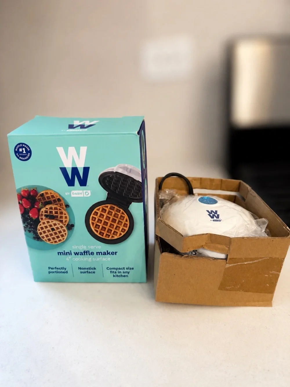 Weight Watchers White Mini Waffle Maker